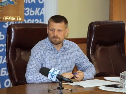 Депутат Запорожского областного совета вместе с женой получил доход в 2,5 миллиона гривен