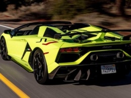 Стажер запорол новенькие Lamborghini Aventador SVJ
