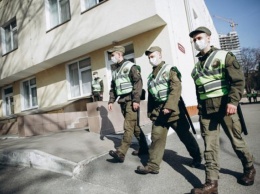 Полиция Украины поможет врачам поддерживать карантин и находить зараженных