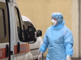 Врачи-камикадзе: уже 20 медиков заразились коронавирусом