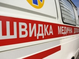 В Запорожье два человека упали с высоты, пострадавшие госпитализированы