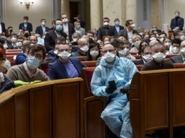 Николаевский нардеп Негулевский пришел в парламент в полной коронавирусной экипировке