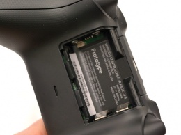 Microsoft объяснила, почему в геймпаде Xbox Series X все еще используются батарейки