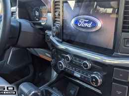 В Сети появились снимки с интерьером обновленного пикапа Ford F-150