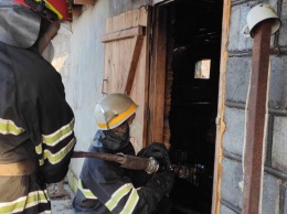 В селе Марьянское в пожаре пострадала 48-летняя женщина