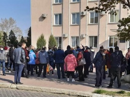 Полиция прекратила акцию предпринимателей Белгорода-Днестровского против закрытия рынка
