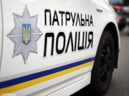 Из-за сильного ветра под Киевом столкнулись 6 автомобилей, есть погибший
