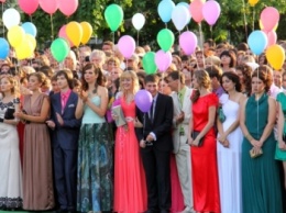 Мелитопольские одиннадцатиклассники могут остаться без выпускного бала