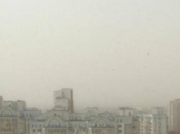 Пылевая буря и обвал моста: что происходит в Киеве