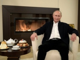 "Путин в бункере": российский драматург разгромил пасхальную речь президента РФ