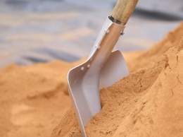 В Харьковской области восьмилетнюю девочку насмерть засыпало песком