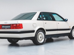 На продажу выставили практически новый Audi V8 1990 года (ФОТО)