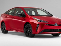 Toyota анонсировала «юбилейный» Prius