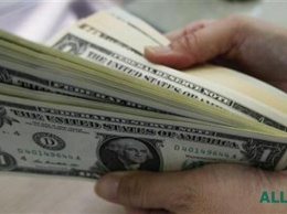 Украинцев предупредили о возможном падении курса доллара до 25 гривен