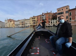 В венецианские каналы вернулись гондолы