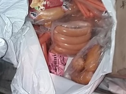 В Запорожье произошло продуктовое ограбление - похитили колбасы и яйца