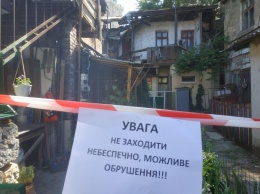 Обрушение на Среднефонтанской: дом собирались сносить еще 17 лет назад