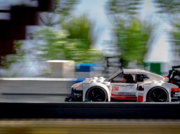 Фотограф воссоздал страницы истории Porsche при помощи Lego