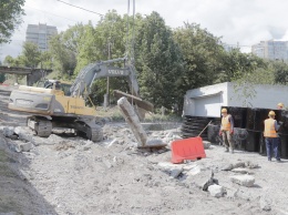 Замена сетей, тротуары и обустройство ливневой канализации: Борис Филатов назвал важные этапы капитального ремонта Крестьянского спуска