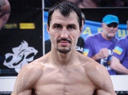 На кону - два титула: украинский боксер близок к проведению первого боя после карантина