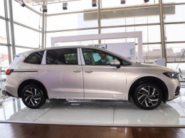 Начались продажи премиального минивэна Volkswagen Viloran (ФОТО)