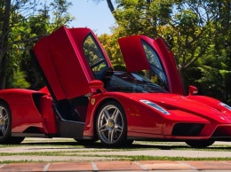 Идеальный Ferrari Enzo 2003 года продали за 2 640 000 долларов