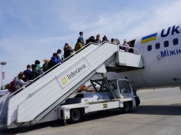 Два чартера с украинцами, решившими работать в Польше, улетели сегодня из Украины
