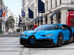 В Лондоне дебютировал Bugatti Chiron Pur Sport