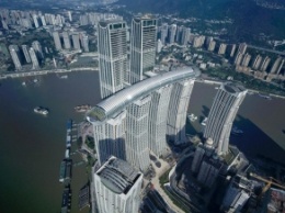 В Китае построили "горизонтальный небоскреб" (фото)
