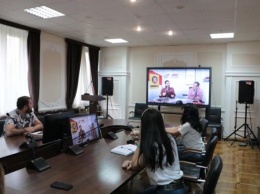 Молодежь Крыма пообщалась онлайн с депутатом учредительного собрания Венесуэлы