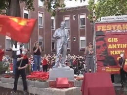 В Германии установили памятник Ленину. Фото