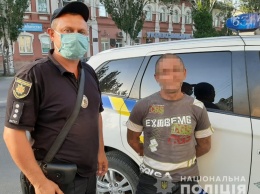 В Мелитополе разбойник напал на оператора кредитной организации