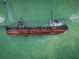 Пляжный сезон в Одессе может закончиться из-за танкера «Делфи» (ФОТО)
