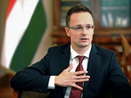 Глава МИД Венгрии Сийярто прибудет в Киев на первое за семь лет заседание межправительственной комиссии экономсотрудничества
