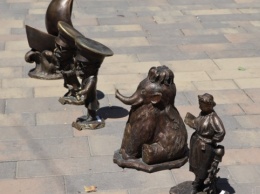 Новые мини-скульптуры Мариуполя: где их искать
