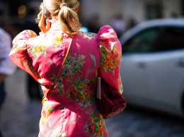 Streetstyle: самые романтичные платья с объемными рукавами
