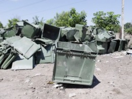 Большинство испорченных мусорных баков в Днепре - из-за вандализма