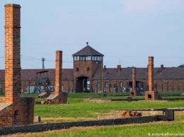 Музей на территории бывшего лагеря смерти Освенцим снова открыт