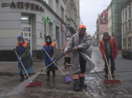 Обладминистрация обвинила Львов в преждевременном смягчении карантина и призвала снова закрыть рестораны