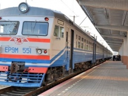 В Харькове поезд опоздал на час из-за пассажиров без масок