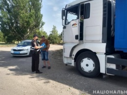 На Херсонщине соблюдение водителями грузовиков температурных ограничений движения контролирует полиция