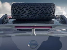 Суперкар Nissan GT-R тестируют на бездорожье (ВИДЕО)
