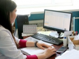 Днепропетровская ОГА оснастила компьютерами 38 областных больниц