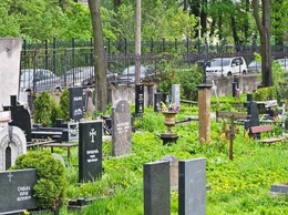 В Кривом Роге пятый год строят кладбище