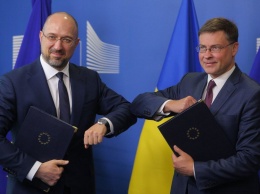 Украина получит €1,2 млрд от ЕС на борьбу с COVID-19