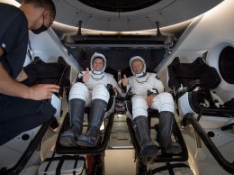 Астронавты NASA поделились впечатлениями от полета и посадки SpaceX Crew Dragon: корабль готов к регулярным полетам