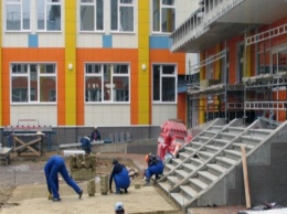 Все друзьям: в Кривом Роге чиновники Вилкула слили 42 миллиона на ремонты школ одной фирме