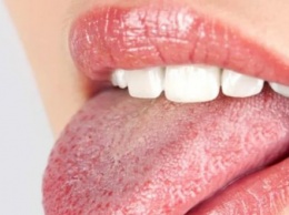 Опасен ли налет на языке и как от него избавиться