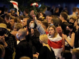 В Беларуси начались массовые забастовки (список, фото)