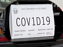 Курьез: в Кирилловке заметили автомобиль с американскими номерами "COVID 19" (ФОТО)